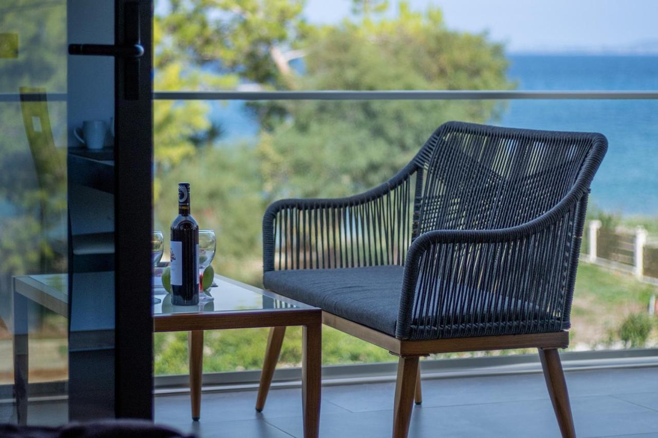 On The Sea Villa *